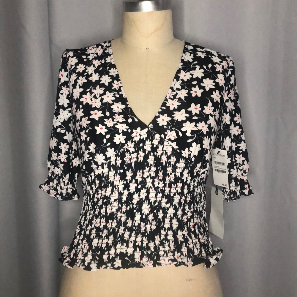 Leith V Neck Floral blouse size XXS